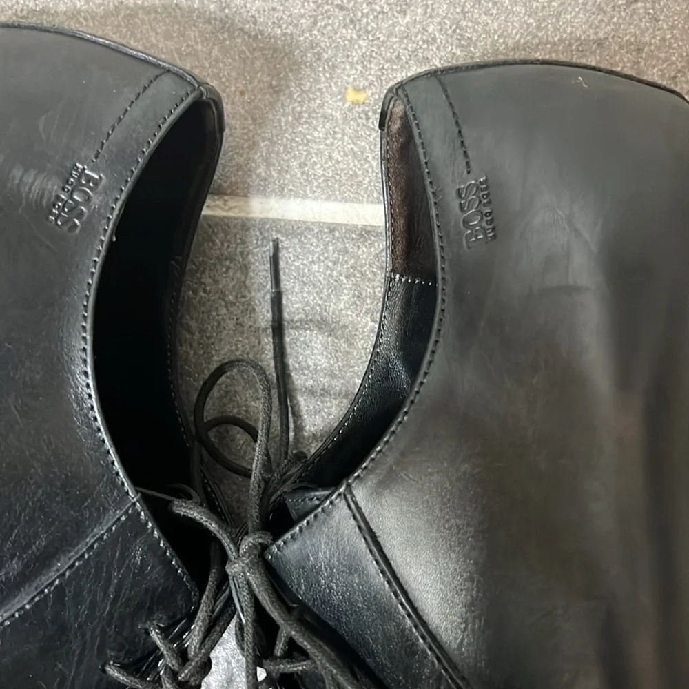 Hugo Boss Men's Embossed Logo Black Leather Lace Up Oxford Shoes Size 11